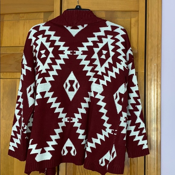 Aztec Print Cardigan - Picture 2 of 2